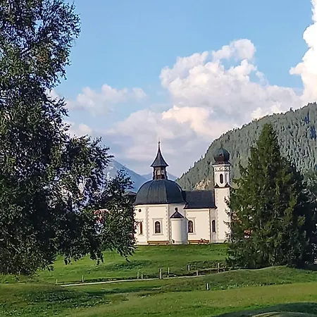 Krinzerhaeusl Apartman Seefeld in Tirol